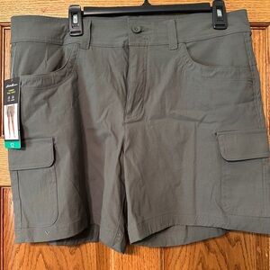 Eddie Bauer Green Summer Trail Shorts